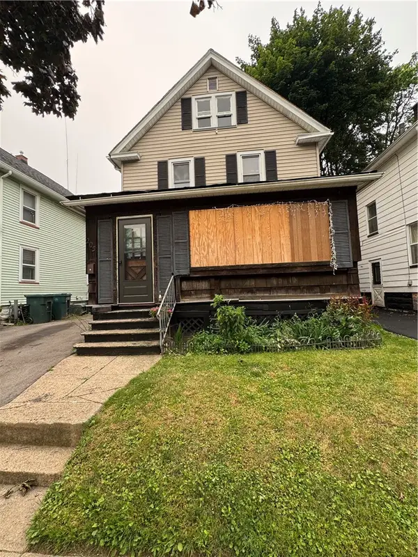 205 Roycroft Drive, Rochester, NY 14621