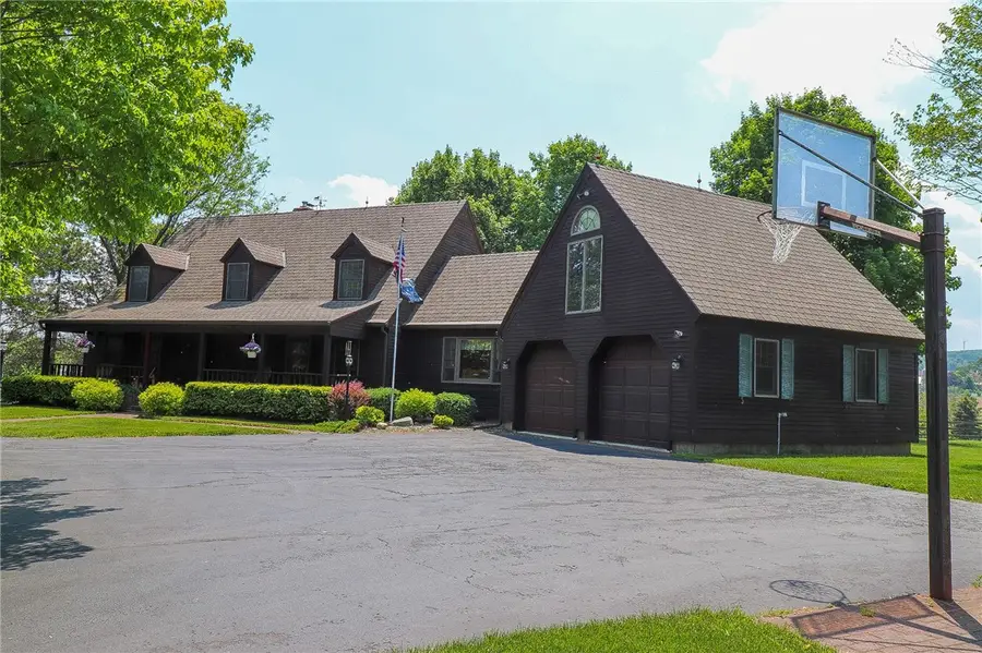 6767 Nelson Rd, Canastota, NY 13032 - #2