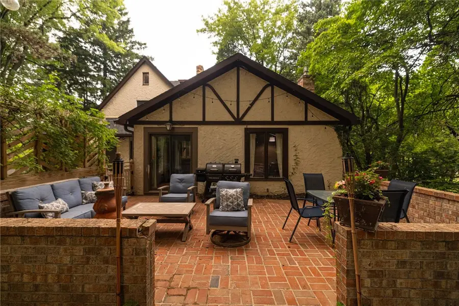 887 Titus Avenue, Irondequoit, NY 14617 - #3