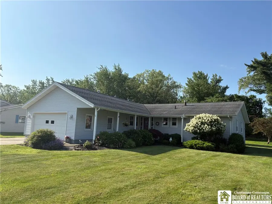 14 Sunset Drive, Fredonia, NY 14063 - #2