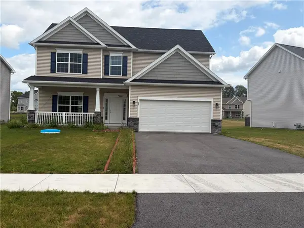 38 Kingsbarn Road, West Henrietta, NY 14586