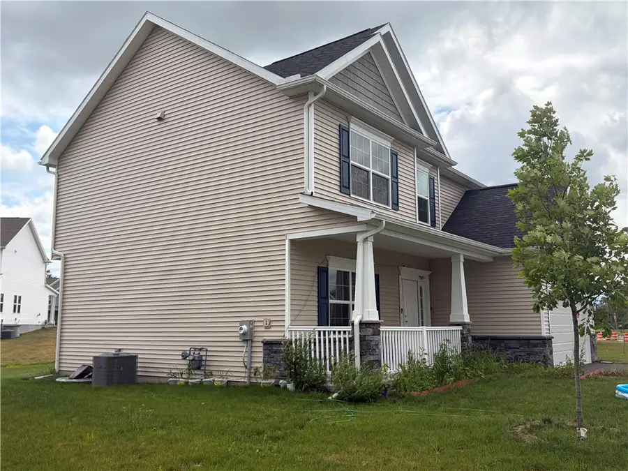 38 Kingsbarn Road, West Henrietta, NY 14586 - #3
