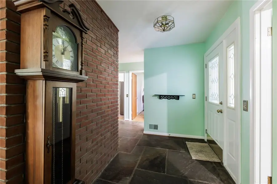 141 Glenview Lane, Rochester, NY 14609 - #2