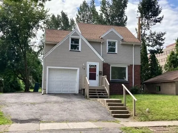 19 Dorbeth Road, Rochester, NY 14621