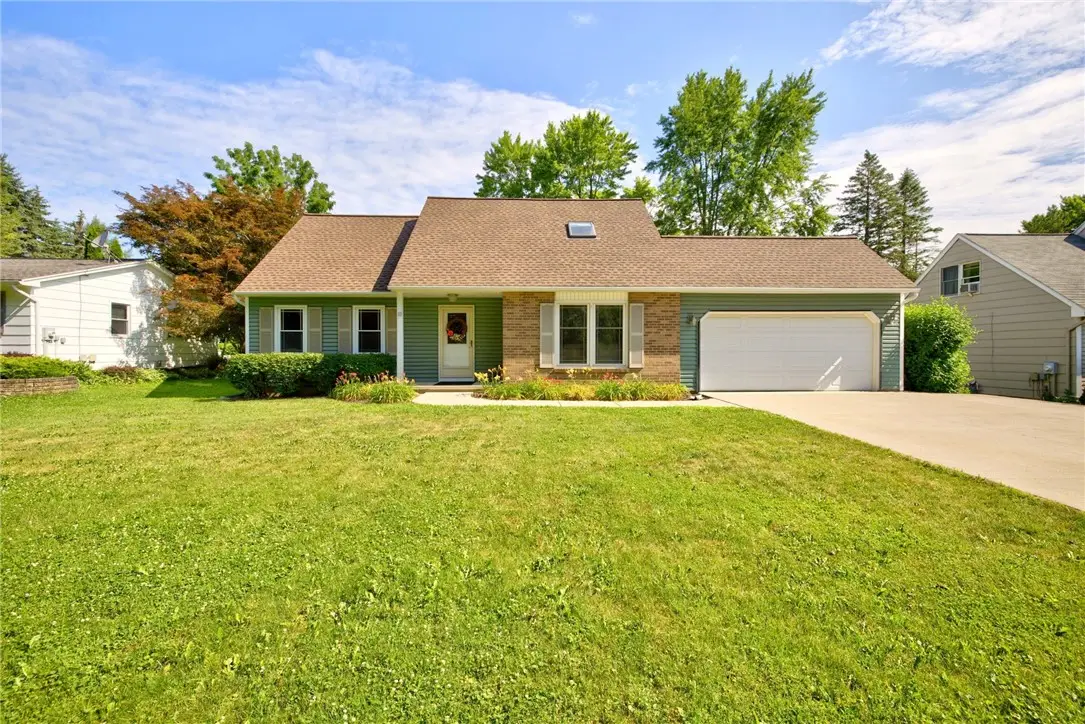 10 Slate Drive, North Chili, NY 14514 - #1