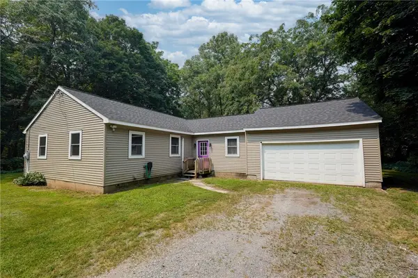1150 Dalton Rd, Honeoye Falls, NY 14472