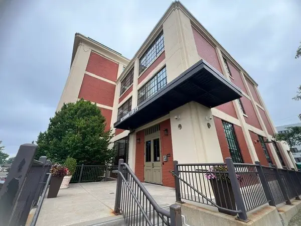 2915 Main Street #410, Buffalo, NY 14214