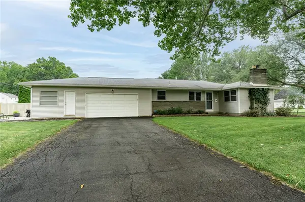167 Willowen Dr, Rochester, NY 14609