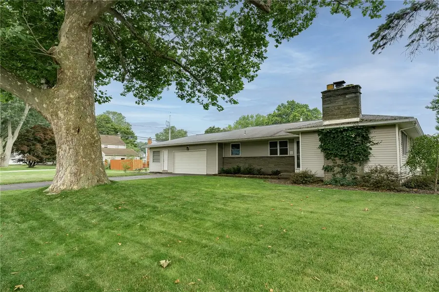 167 Willowen Dr, Rochester, NY 14609 - #2
