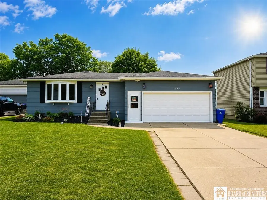 4374 Robin Lane, Hamburg, NY 14075 - #2
