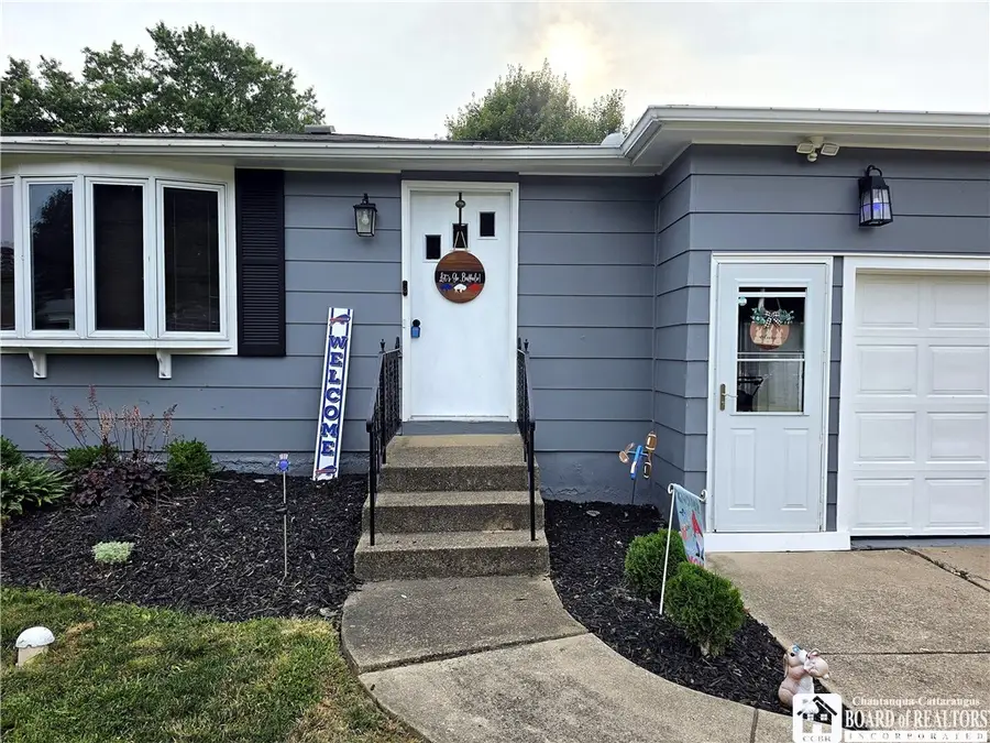 4374 Robin Lane, Hamburg, NY 14075 - #3
