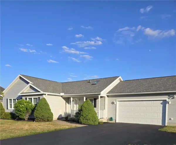 11 Lexington Run, Horseheads, NY 14845