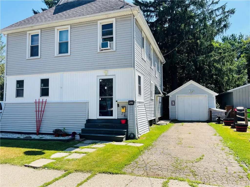208 E William Street, Bath, NY 14810 - #1