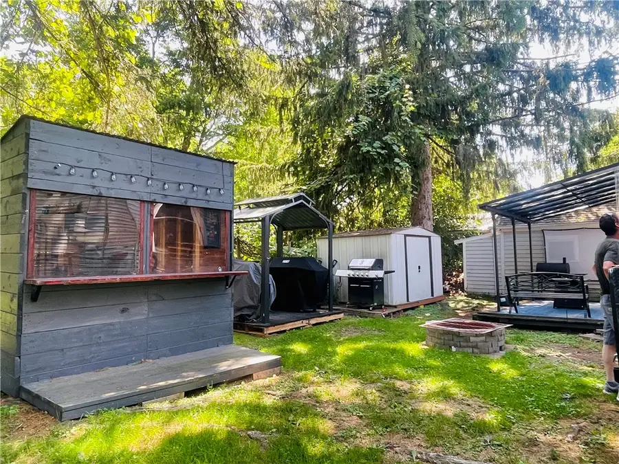 208 E William Street, Bath, NY 14810 - #3
