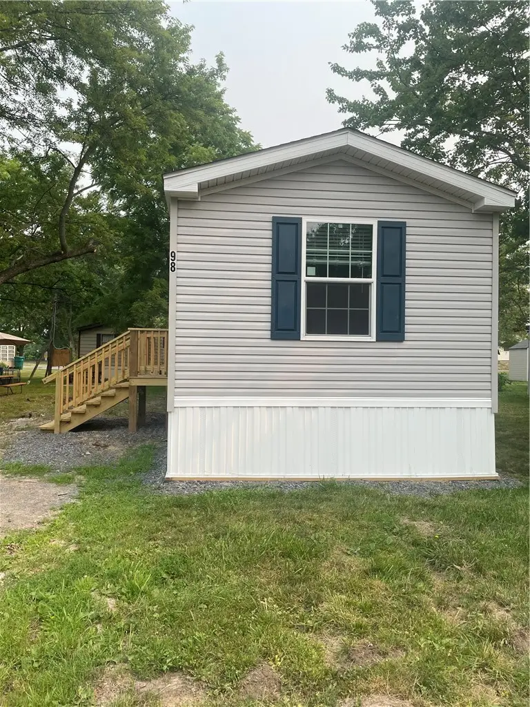 98 Northrup Lane, Farmington, NY 14425 - #1
