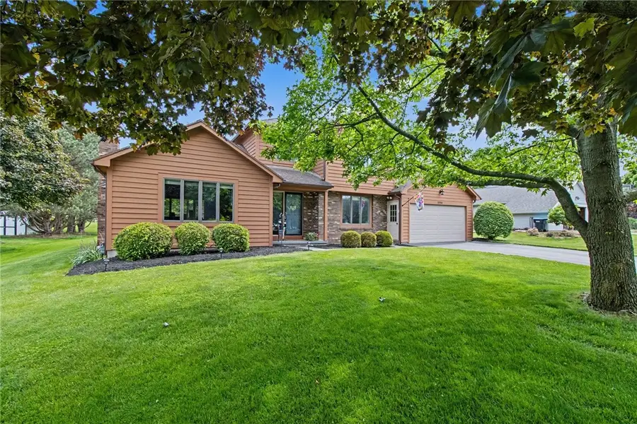 1094 Bright Stream Way, Webster, NY 14580 - #3