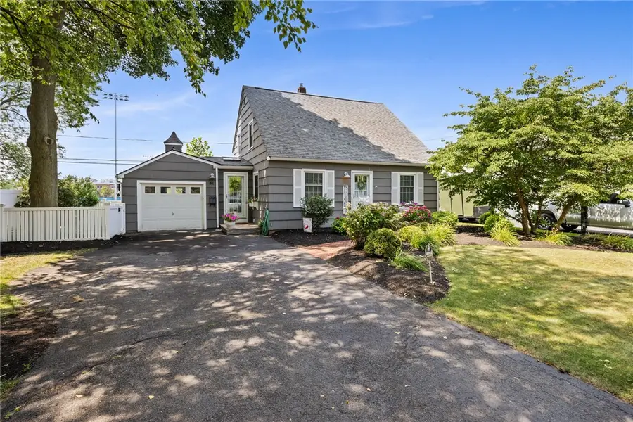85 Brooklawn Dr, Rochester, NY 14618 - #2