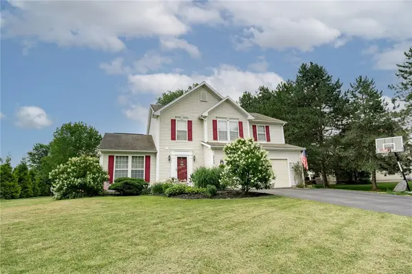 3733 Deer Meadow Run, Macedon, NY 14502