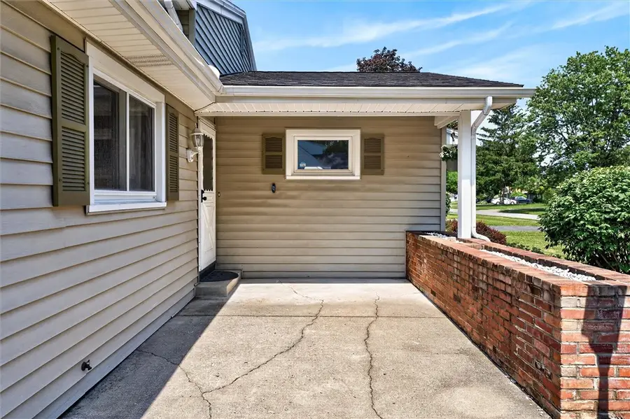 63 Mariposa Drive, Rochester, NY 14624 - #3