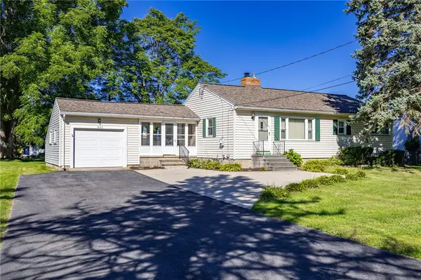 1049 Shoecraft Road, Webster, NY 14580