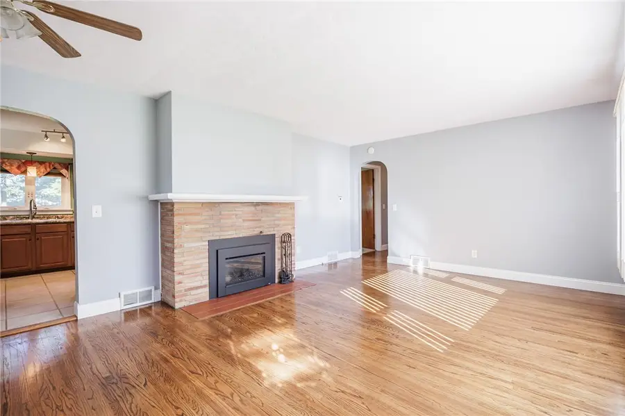 1049 Shoecraft Road, Webster, NY 14580 - #2