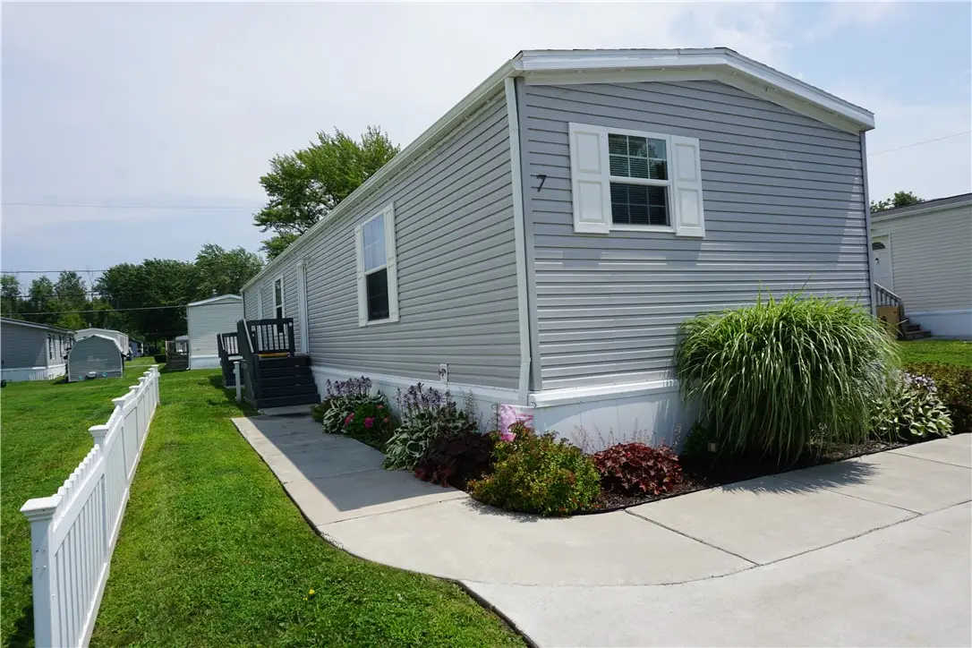 7 Farmingdale Drive, Hamlin, NY 14464 - #1
