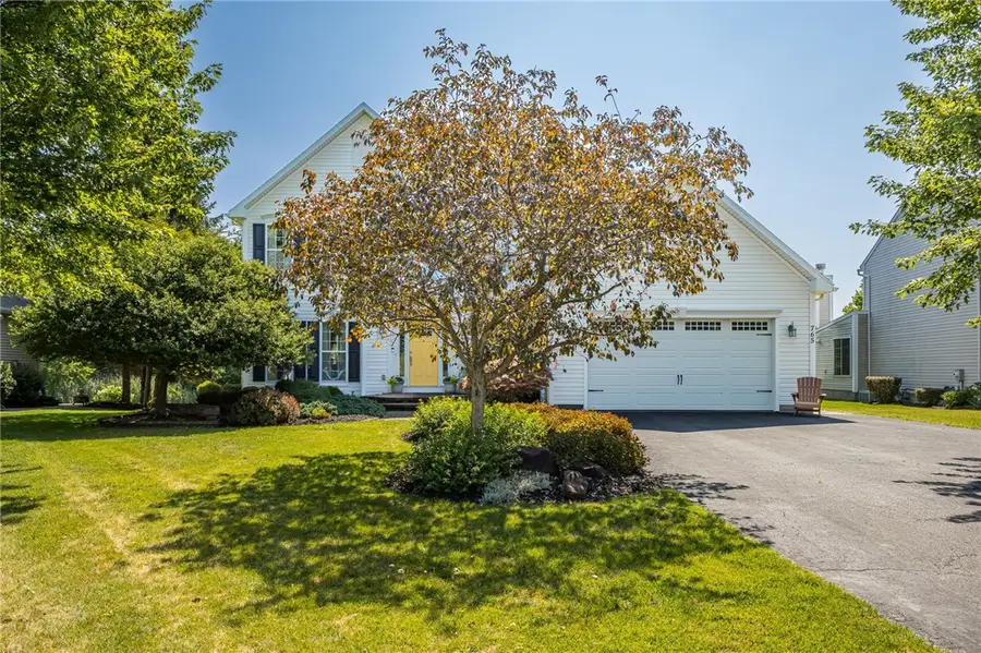 765 Duck Hollow, Victor, NY 14564 - #2