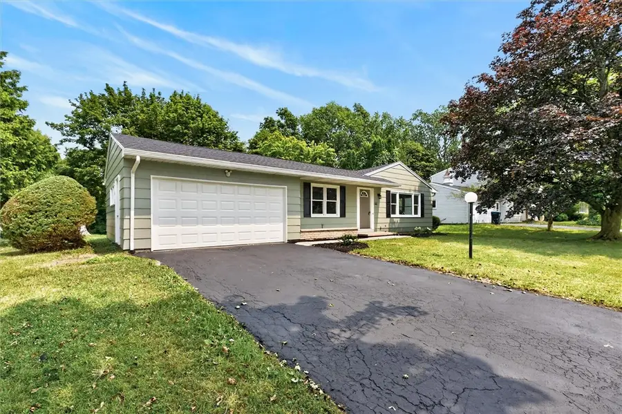 66 Dohrcrest Dr, Rochester, NY 14612 - #3