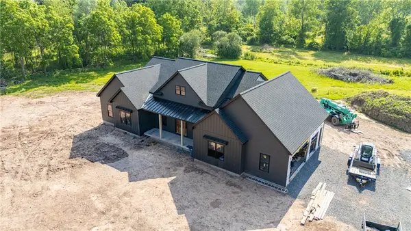 425 County Line Road, Webster, NY 14580