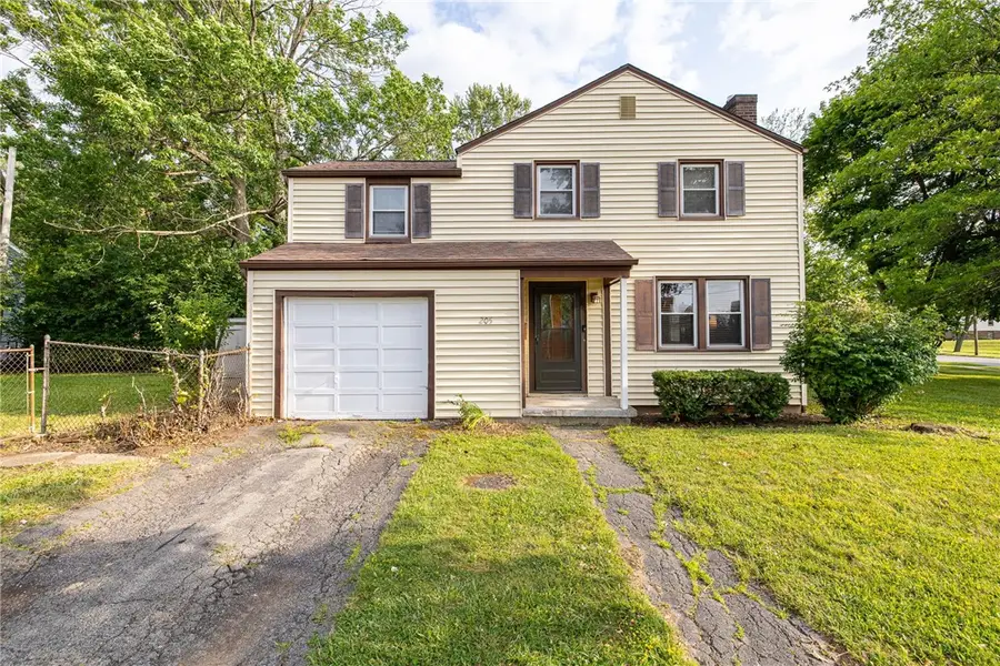 205 Lattimore Rd, Rochester, NY 14620 - #2