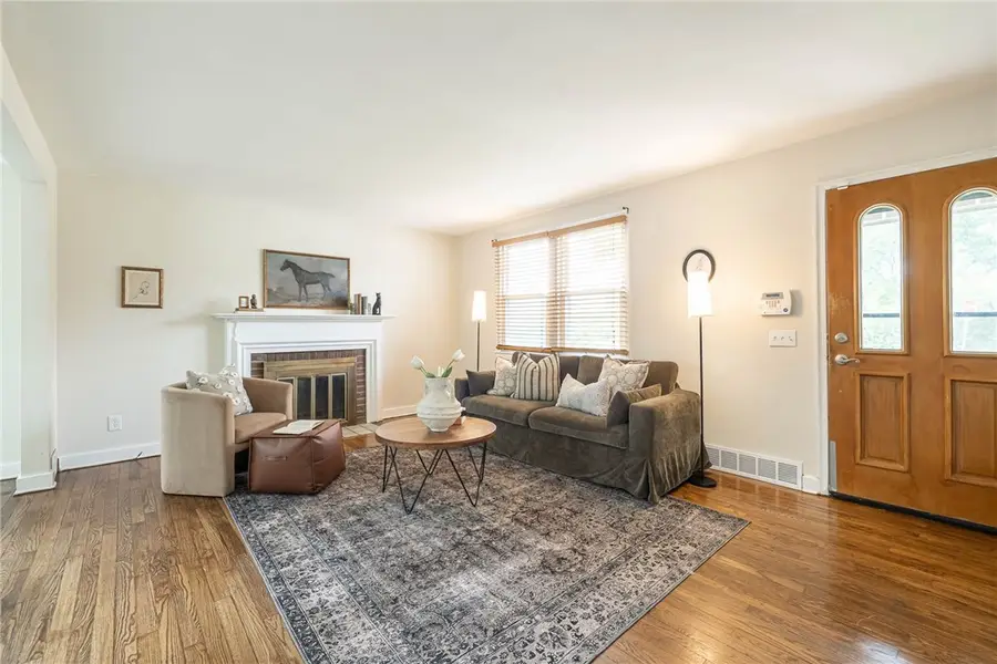 205 Lattimore Rd, Rochester, NY 14620 - #3