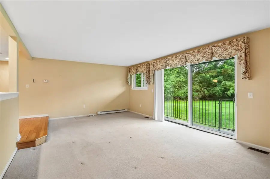 26 Great Wood Court #1, Fairport, NY 14450 - #3