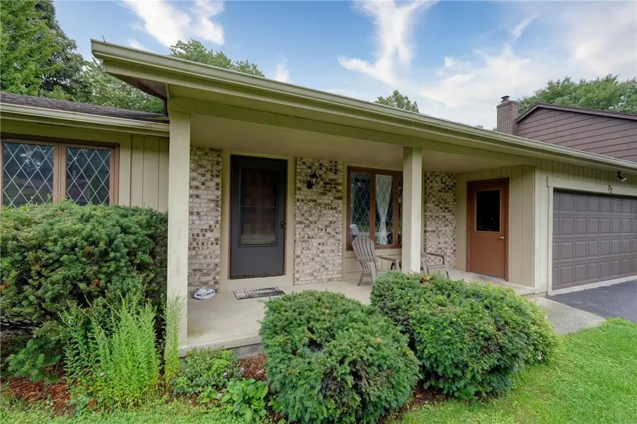 72 Burlwood Dr, Rochester, NY 14612 - #2