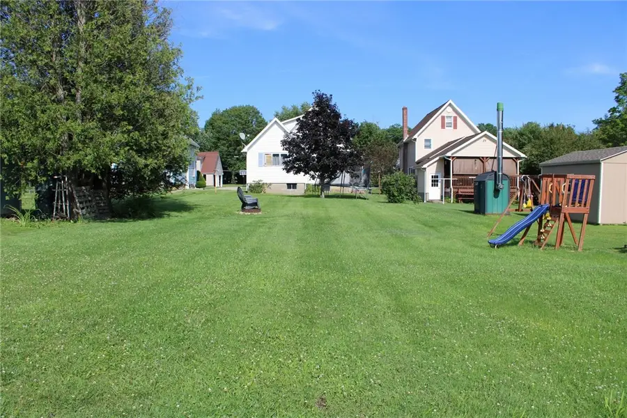415 N Elk Avenue, Kane, PA 16735 - #3
