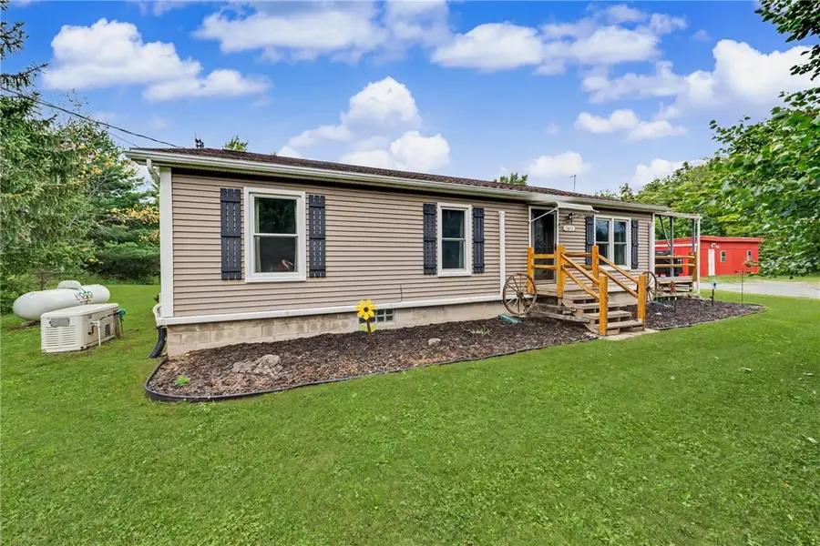 5011 Paradise Road, East Bethany, NY 14054 - #2