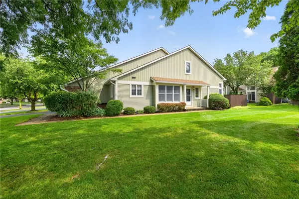 176 Montpelier Circle, Rochester, NY 14618