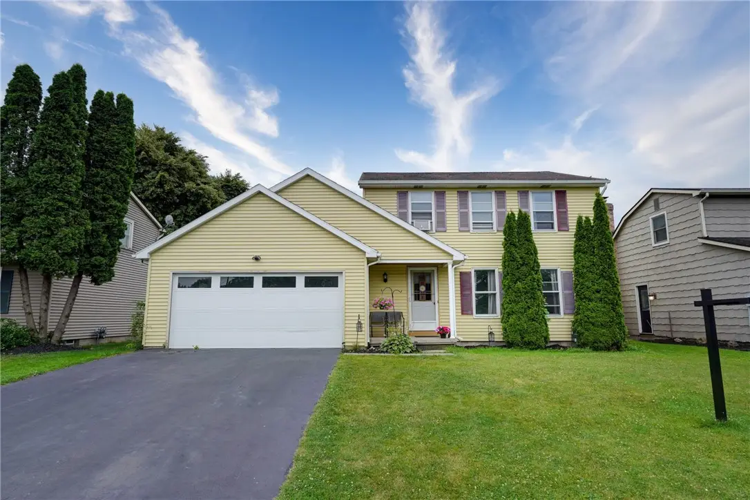 138 Pebbleview Dr, Rochester, NY 14612 - #1