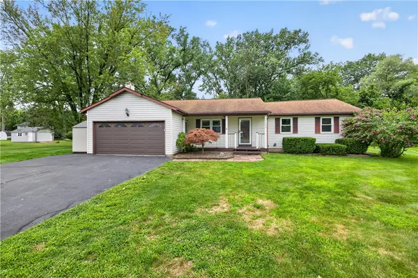 1009 Staci Lane, Webster, NY 14580