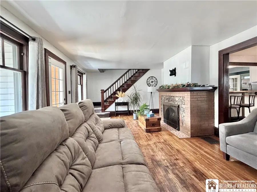 9 Mcdaniel Avenue, Jamestown, NY 14701 - #3