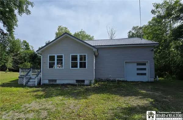 23 Leslie Street, Jamestown, NY 14701