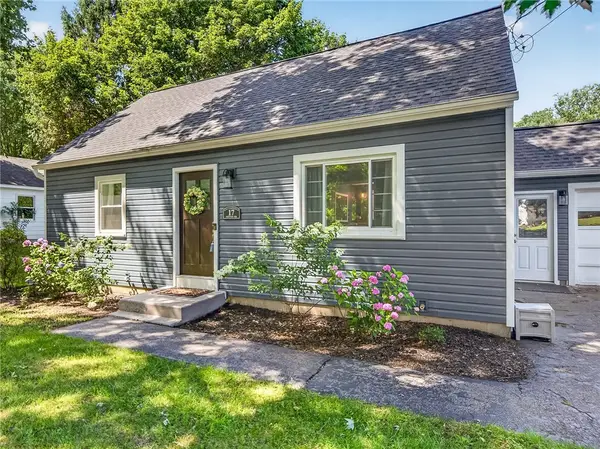 17 Fenton Road, Rochester, NY 14624