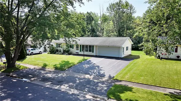 15 Elmford Road, Rochester, NY 14606
