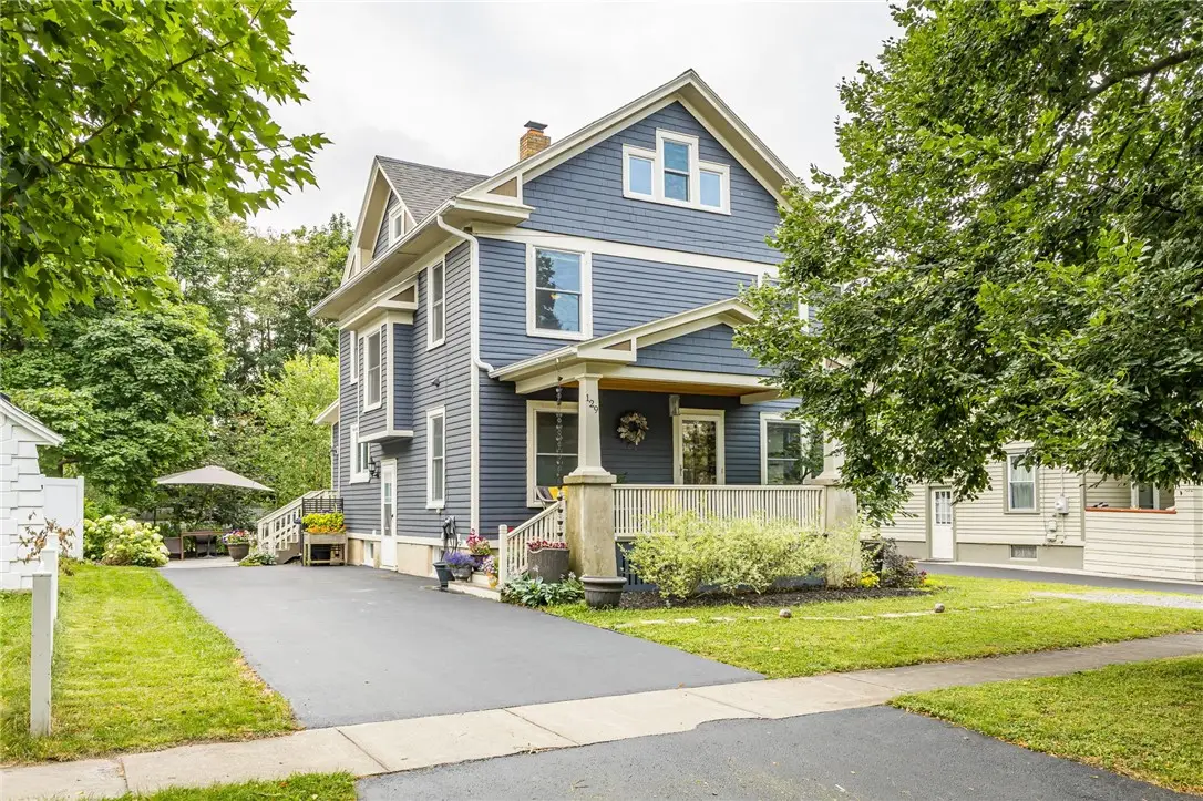 129 Park Ave, Canandaigua, NY 14424 - #1