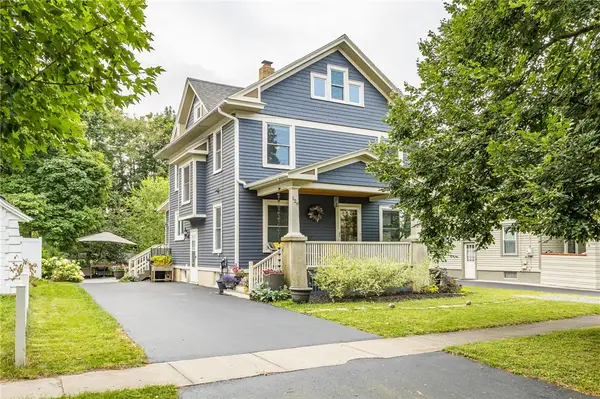 129 Park Ave, Canandaigua, NY 14424