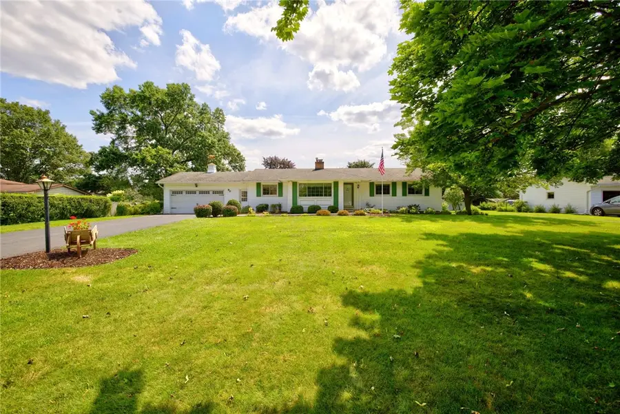 90 City View Drive, Rochester, NY 14625 - #2