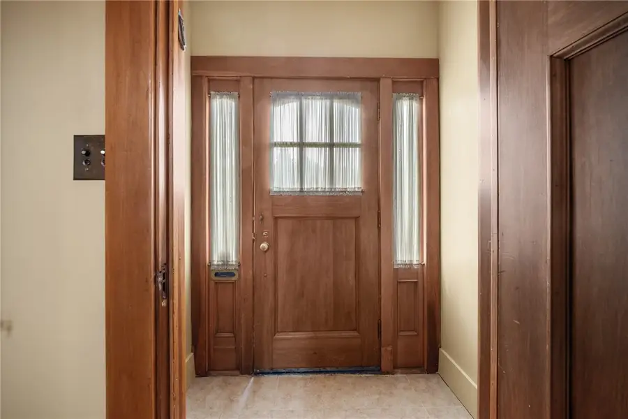156 Windemere Rd Road, Rochester, NY 14610 - #3