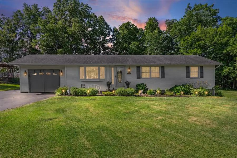 244 Farmview Drive, Macedon, NY 14502 - #2