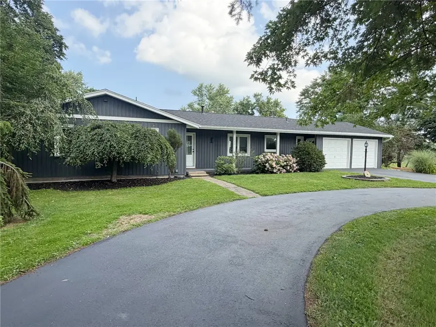1562 Ridge Road, Webster, NY 14580 - #3