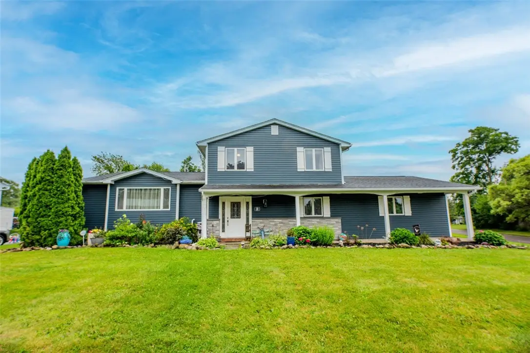 39 Kathy Drive, Pittsford, NY 14534 - #1
