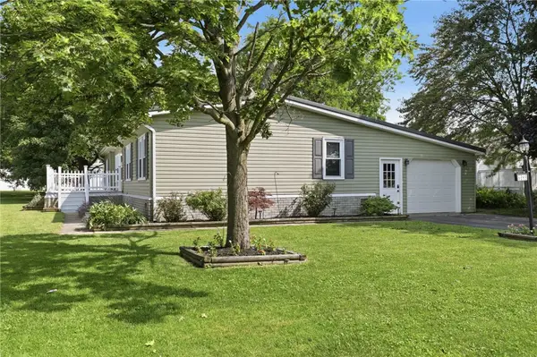 6349 Murphy Drive, Victor, NY 14564